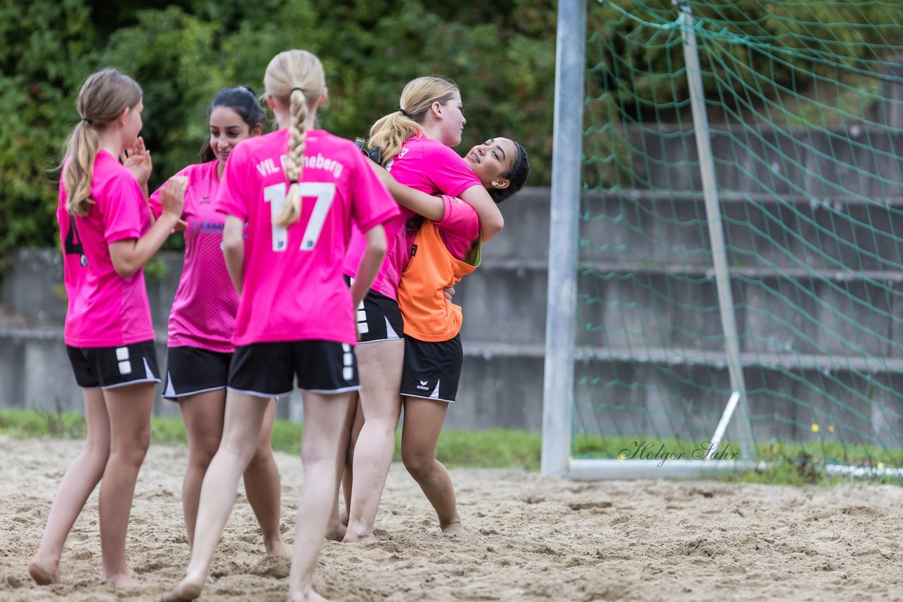 Bild 98 - wBJ/wCJ Beachsoccer Cup